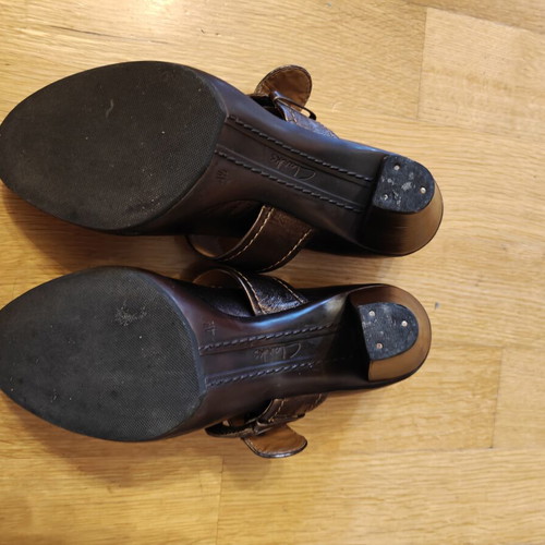 Clarks leather platform pumps bronze like new, size 38