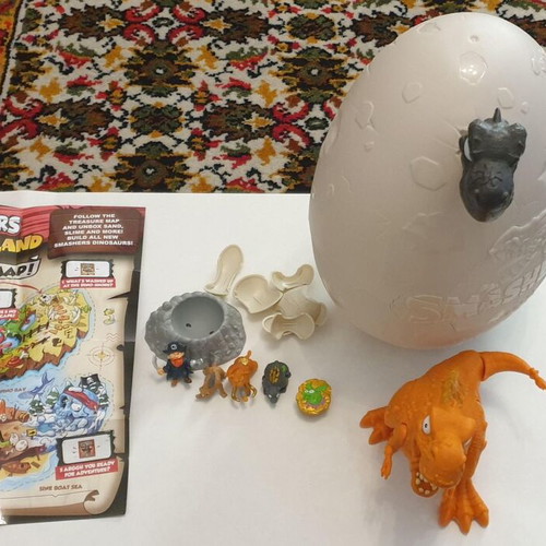 Zuru Smashers Dino Island Mega Egg T-Rex Toy like new