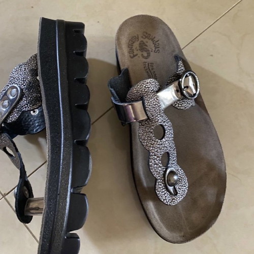 Black sandals new, size 37