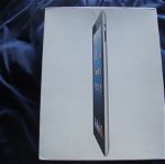 iPad Apple 4th Gen. 16GB, Wi-Fi + Cellular (unlocked), 9.7in - Black