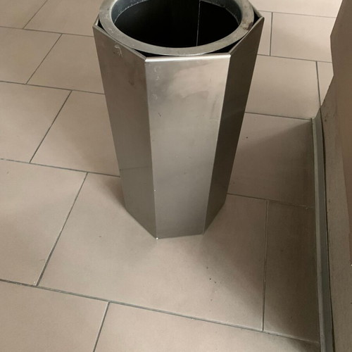 Metal polygonal trash bin like new, 60x30 cm