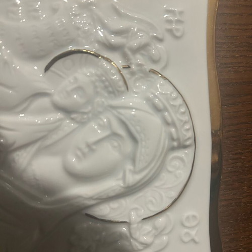 Icon of Virgin Mary with Child porcelain and gold like new