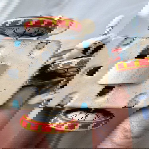 Ο ΠΑΓΩΤΑΤΖΗΣ ΤΣΙΓΓΙΝΟ ΠΑΙΧΝΙΔΙ ΚΟΥΡΔΙΣΤΟ