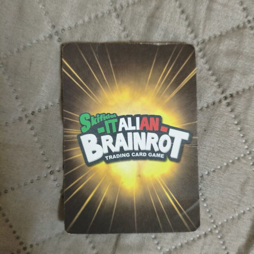 Brain Rot card like new, ideal for children