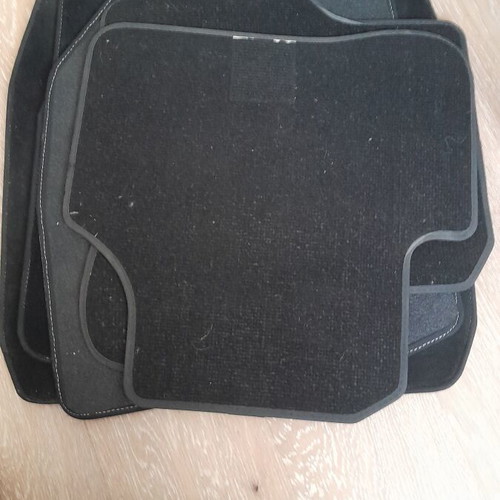 Car mats used