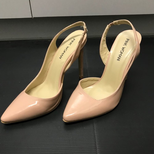 Patent leather beige pumps no 37 used, in excellent condition