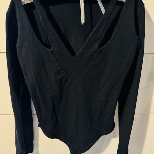 The C Edition black blouse like new, size S
