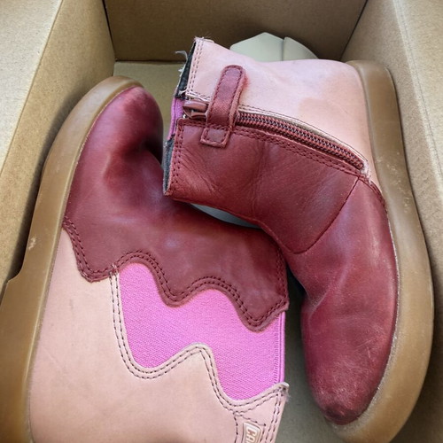 Camper leather ankle boots size 26 used, red with zipper