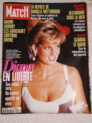 French magazine with Diana in like new condition