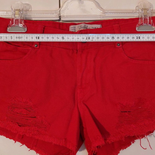 Zara red shorts like new, size 34 (XS)