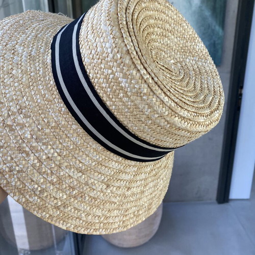Women’s Straw Rattan Hat with Ribbon CCC like new, size L, beige and black