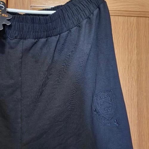 Capri pants black 100% cotton new