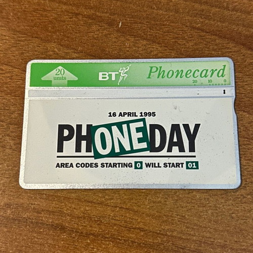 Phone cards used, pack of 180 from 26 countries