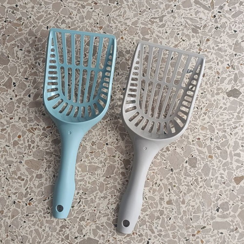 Cat litter boxes new, set of two with scoop