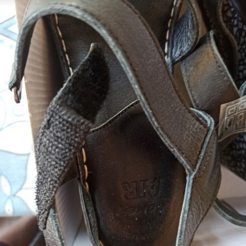 Boxer Air leather sandals size 39, new, black, platform 4 cm heel