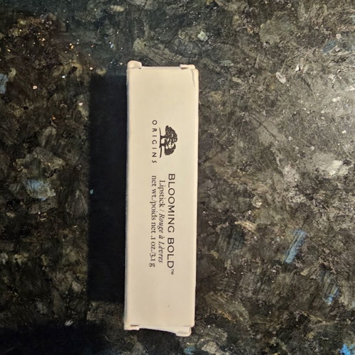 Origins Blooming Bold Lipstick No 22 Poppy Pout new, red matte