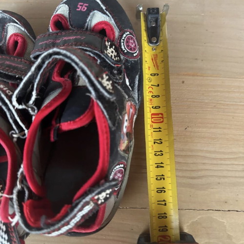 MacQueen sandals size 29 used, black and red
