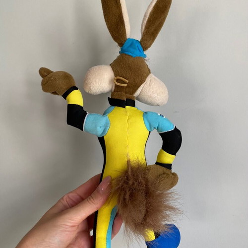 Wile E Coyote vintage plush toy 1990s used, racer outfit