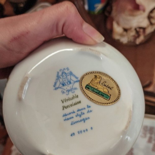 Porcelaine De Prestige St. Martial decorative container with lid used