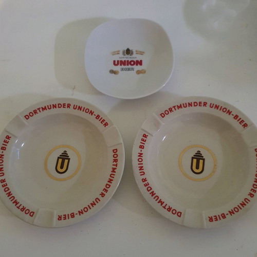 Retro ashtrays and nut dish set, new, 4 ashtrays and 1 dish