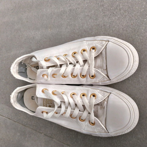 All Star Converse women's shoes used, leather type with wear