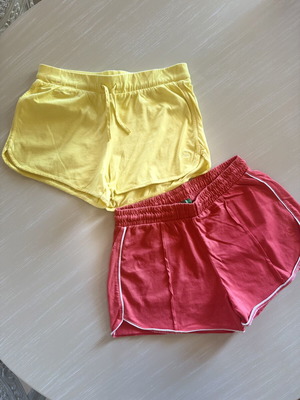 Benetton cotton shorts bundle for 12-13 years old like new, yellow and coral
