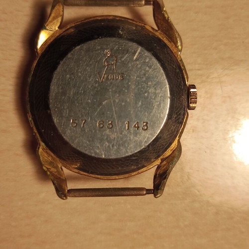 Venus vintage wristwatch used, gold color, mechanical 17 rubis