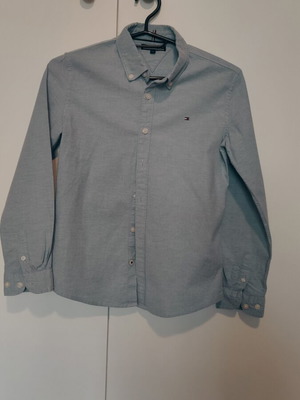 Tommy Hilfiger boy's shirt size 140 turquoise like new