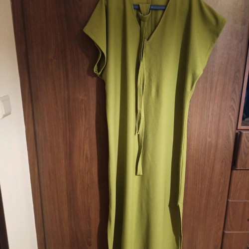 Caftan dress new, green with belt and side slits