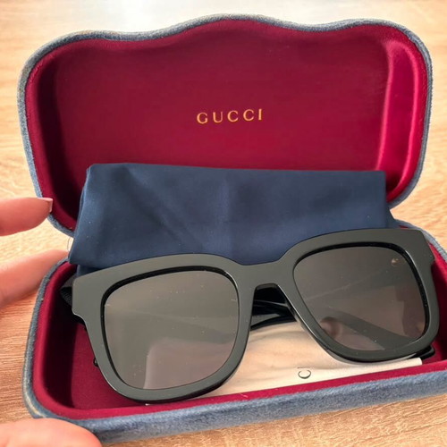 Gucci women's sunglasses used, black