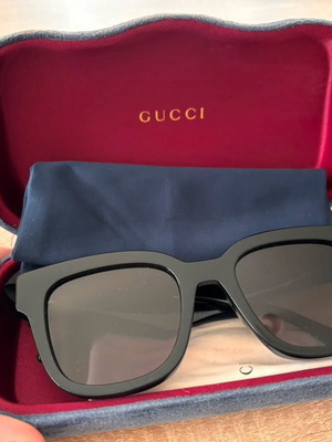 Gucci women's sunglasses used, black