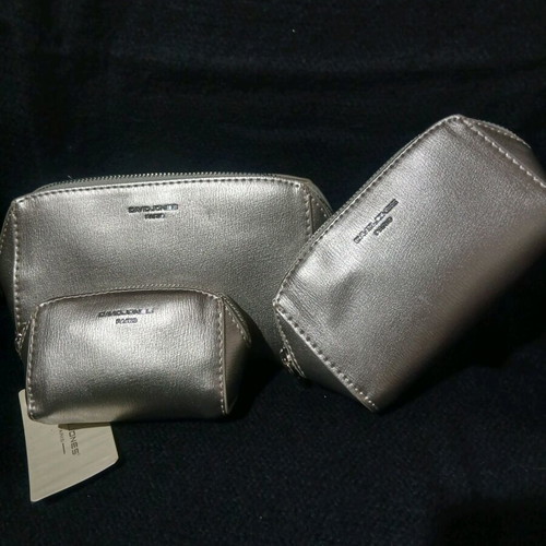 David Jones toiletry bags new, pack of 3 silver different sizes