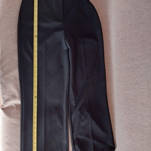 H&M black pants new with tag, size XS