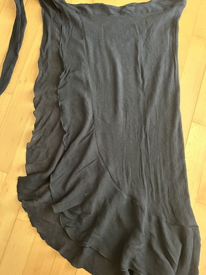 Black pareo semi-transparent with ruffles, like new, size S
