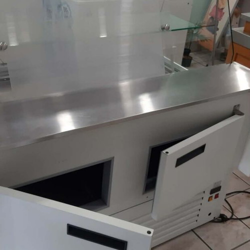 Dominox Via 159-20 Display Case with Forced Cooling Like New