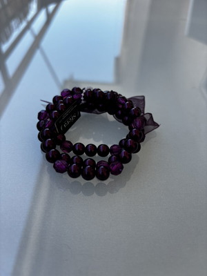 Bracelet purple with beads new