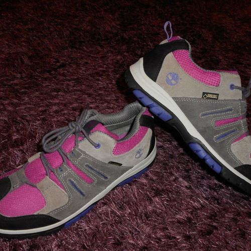 Timberland Gore Tex sports shoes new, size 40, black and pink