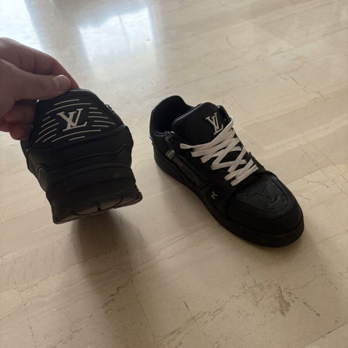Brand casual shoes size 45 like new, black