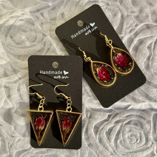 Handmade earrings with natural rose buds and gold leaves, new
