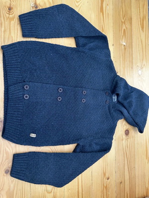 Woolen cardigan for 6 years new
