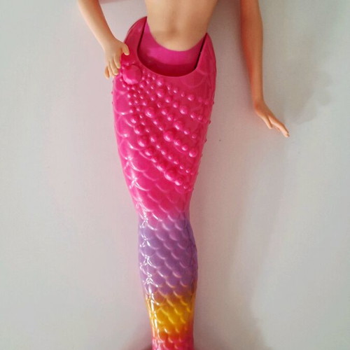 Barbie mermaid like new