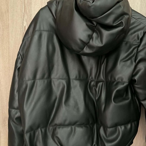 Stradivarius warm windproof jacket size S like new, black