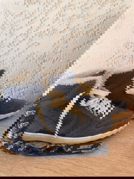 VINTAGE NIKE ΑΘΛΗΤΙΚΑ ΜΠΟΤΑΚΙΑ