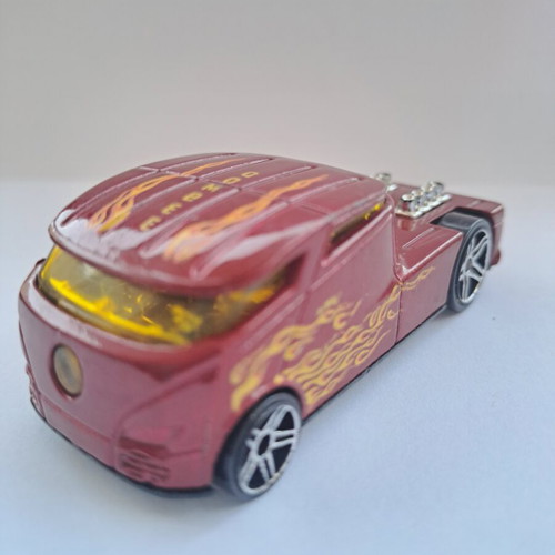 Hot Wheels Qombee 2006 First Editions metalflake dark red toy car