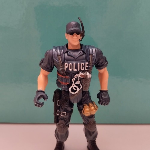 Police Force vs Bad Guys Chap Mei figure used with accessories