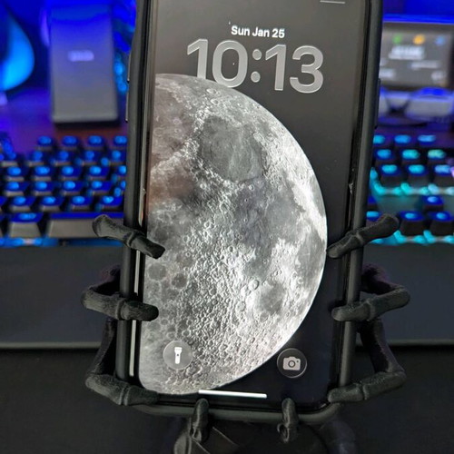 Alien Facehugger Phone Holder new