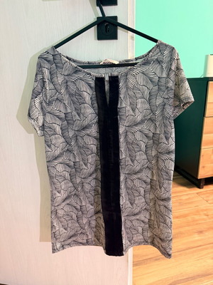 Camaïeu women's blouse new, black and white pattern, size S