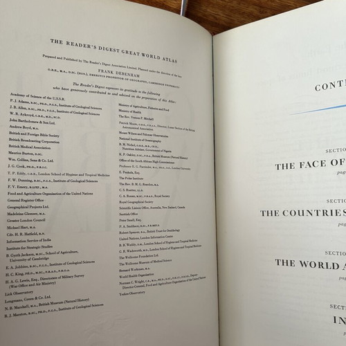 Vintage World Atlas 1961 in English like new