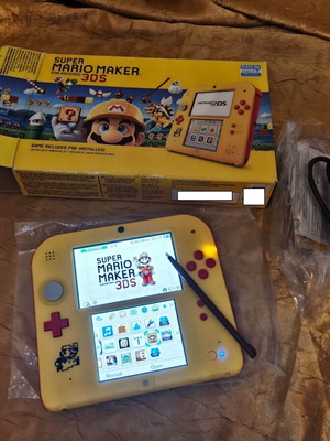 Nintendo 2DS Special Edition console Super Mario Maker