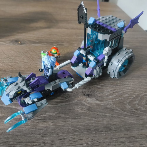Lego 70349 Ruina's Lock & Roller NEXO KNIGHTS used, missing shield handle